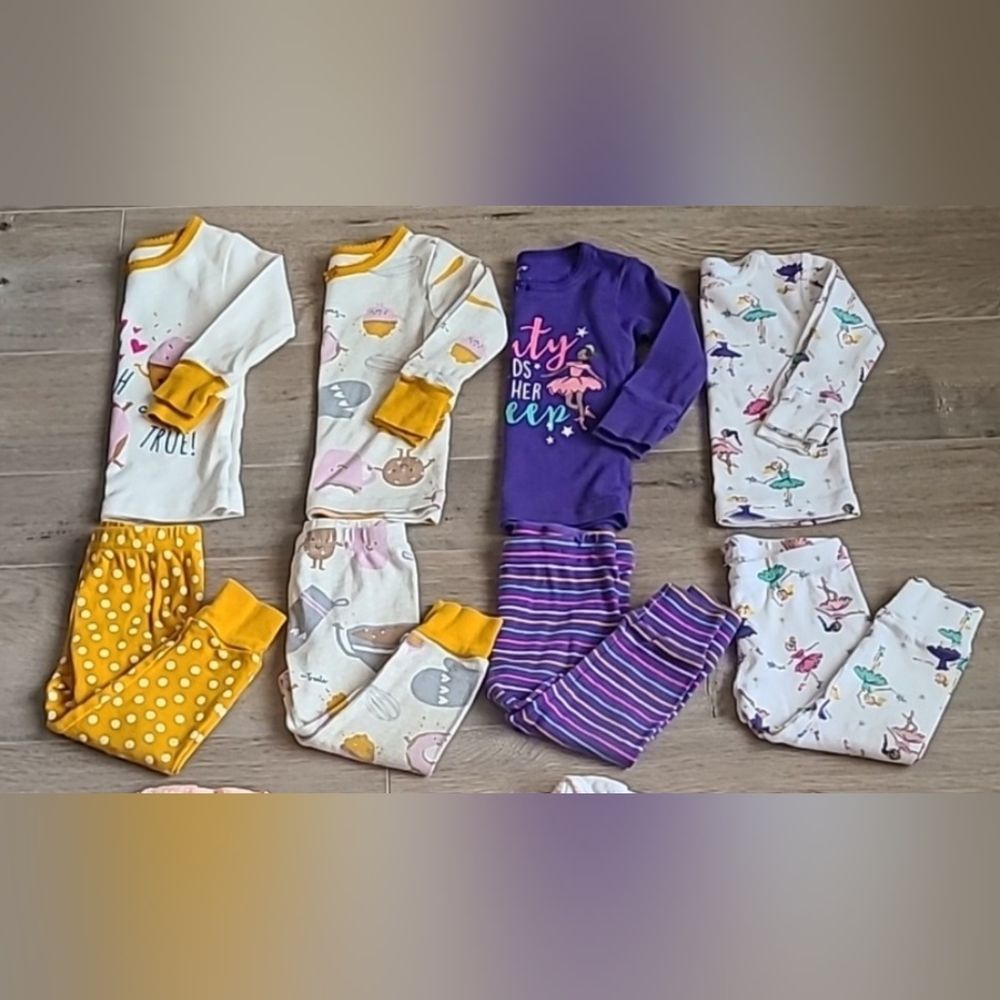 12mo Carter's sleepwear bundle